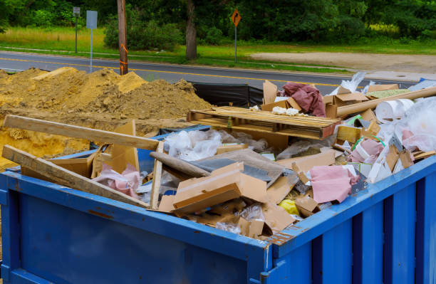 Best Construction Debris Removal  in Hinckley, IL